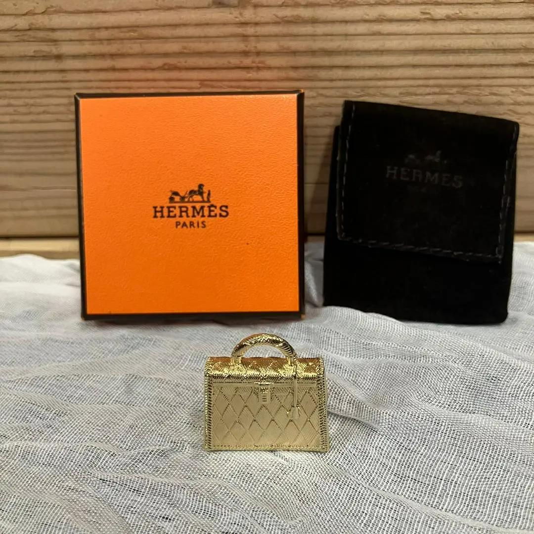 【新春セール】HERMES　エルメス ケリー　キュリオジデ　箱つき　専用ケース付