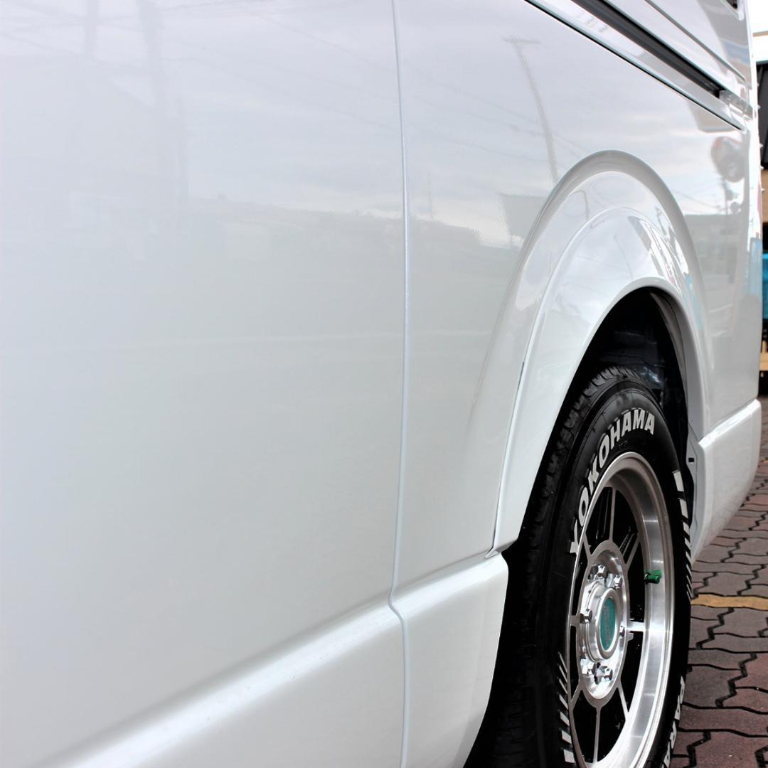 ハイエース オーバーフェンダー 070 パールホワイト フェンダー ハイエース オーバーフェンダー 070 パールホワイト フェンダー