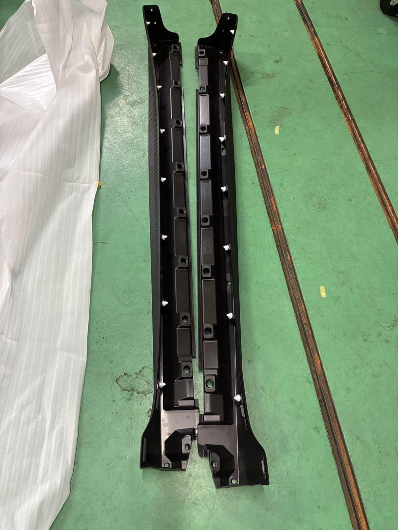 ZC33S スイスポ　サイドスポイラー　手渡し