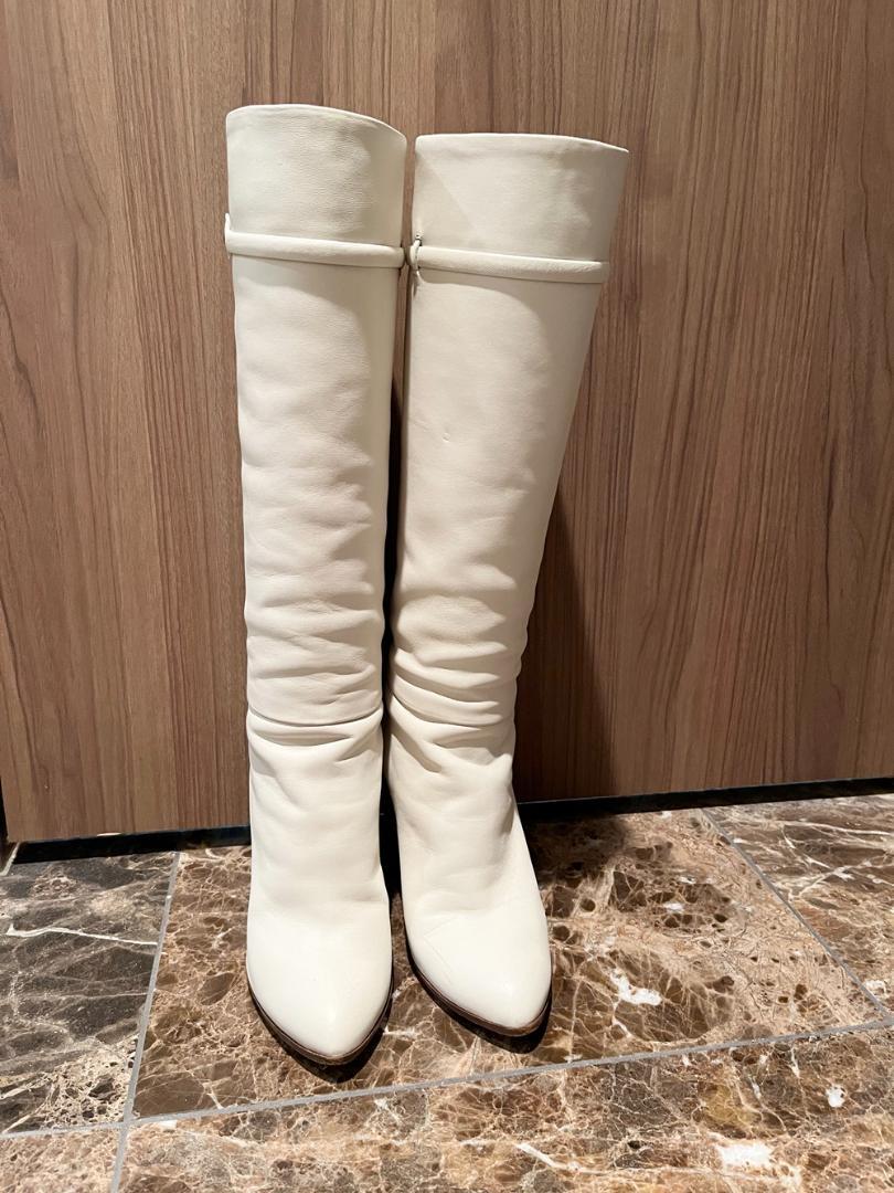 【30％OFF】 louisvuitton シープスキン オフホワイト 極上 美足ブーツ 靴