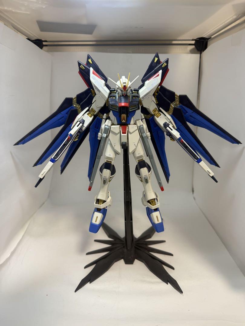 ストライクフリーダムガンダムMG フルバーストモード　ガンプラ