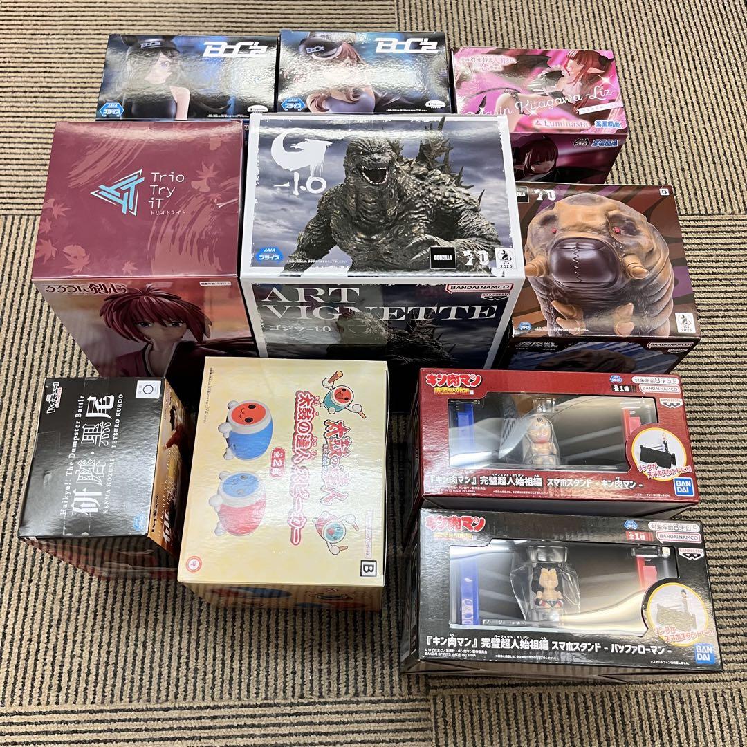 □ プライズフィギュア まとめ売り10個 - メルカリ