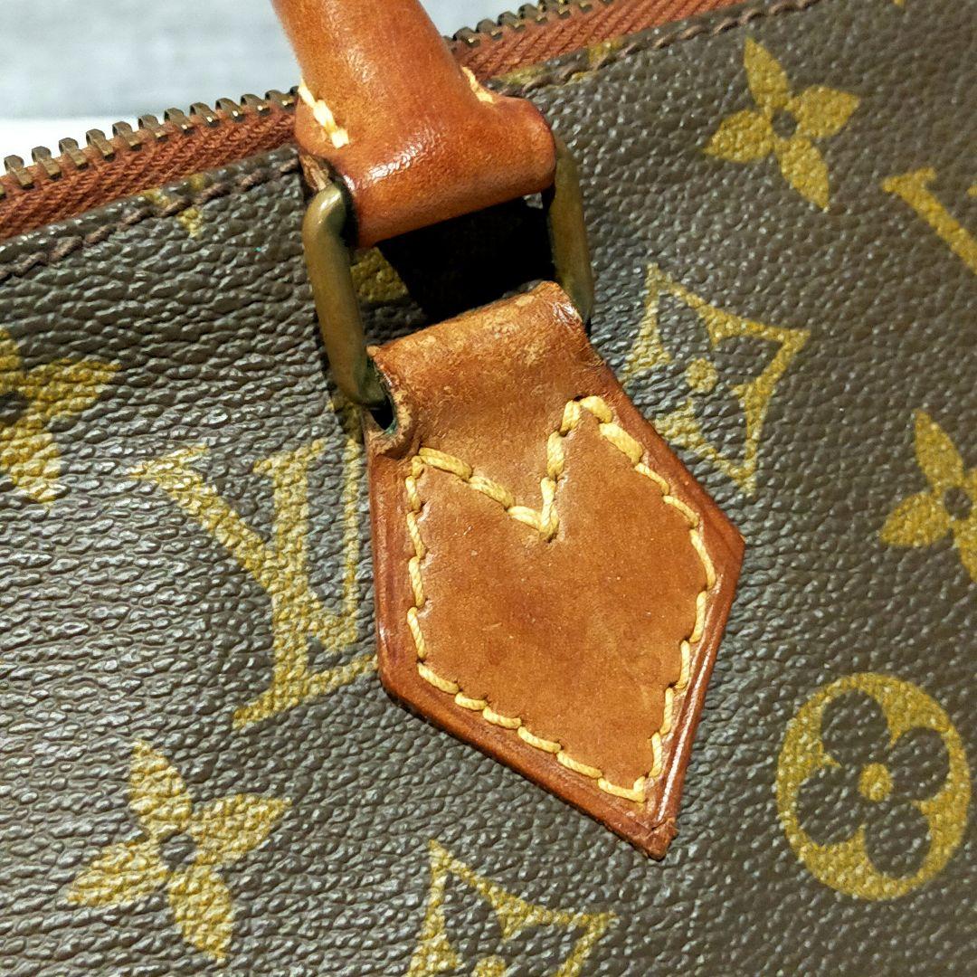 Louis Vuitton モノグラム サックトリアングル ハンドバッグ