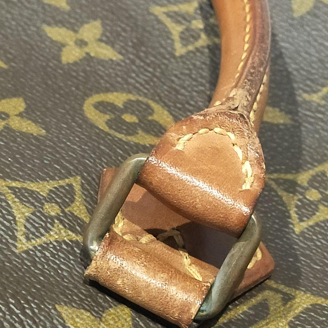 Louis Vuitton モノグラム サックトリアングル ハンドバッグ