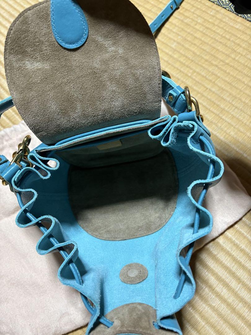 イルビゾンテ 希少色 バッグ