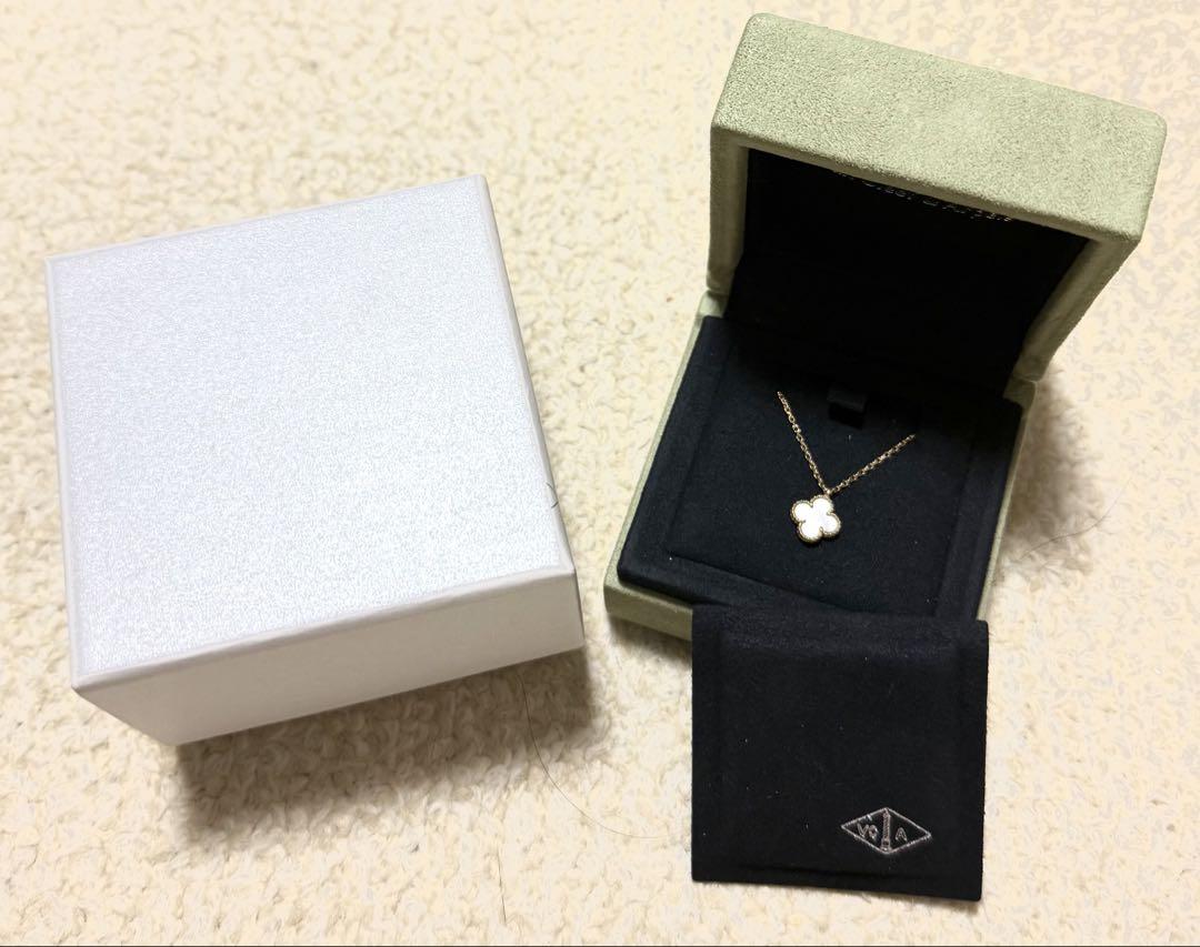 ほぼ新品　ヴァンクリーフアンドアーペル　18k ネックレス　スモール