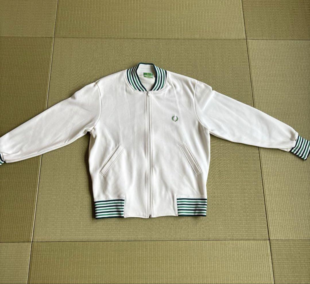 FRED PERRY ジップアップジャケット M ホワイト/グリーン FRED PERRY ジップアップジャケット M ホワイト フレッドペリー
