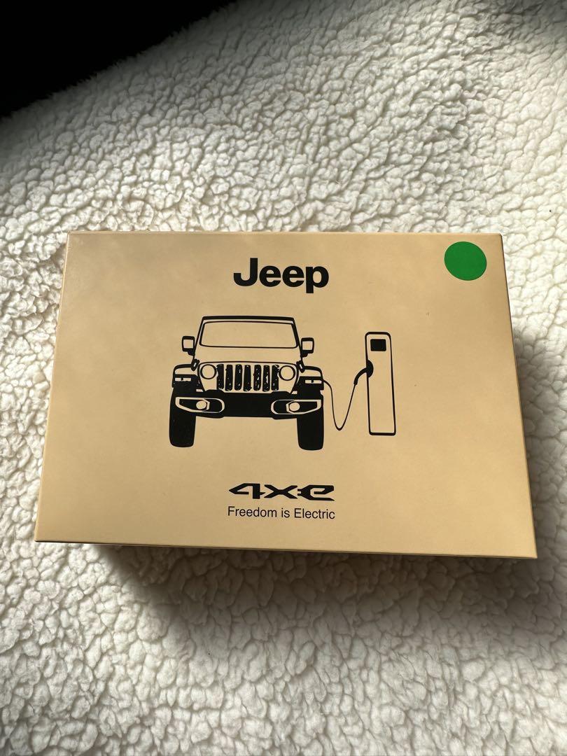 ジープ Jeep ラングラー 4×e バンブファイバー保存容器