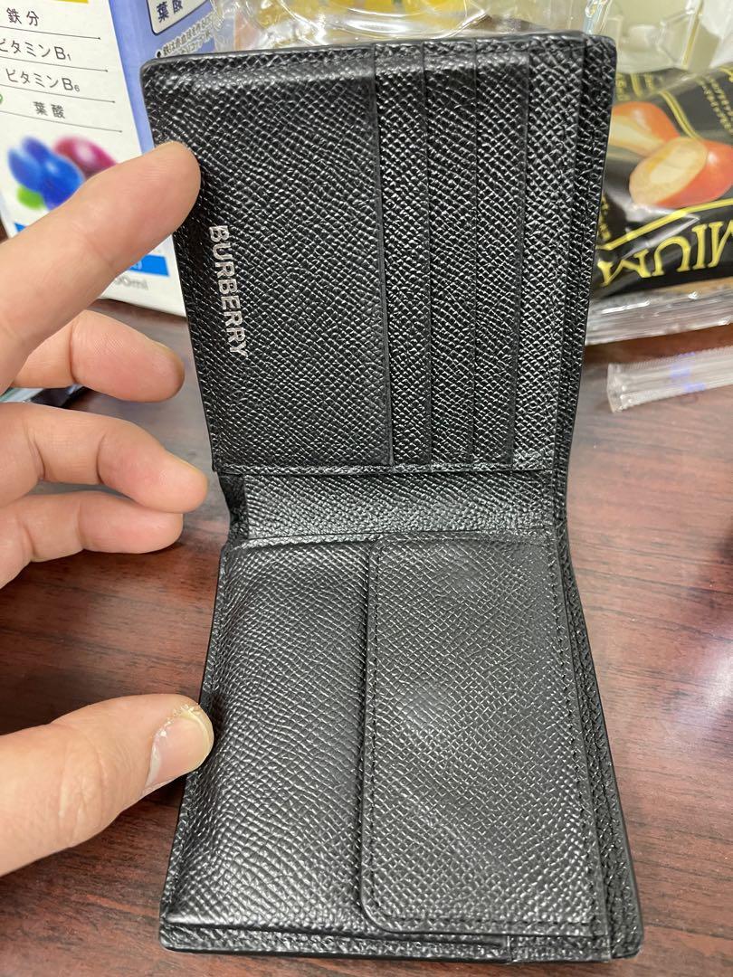 バーバリー二つ折財布ストライク