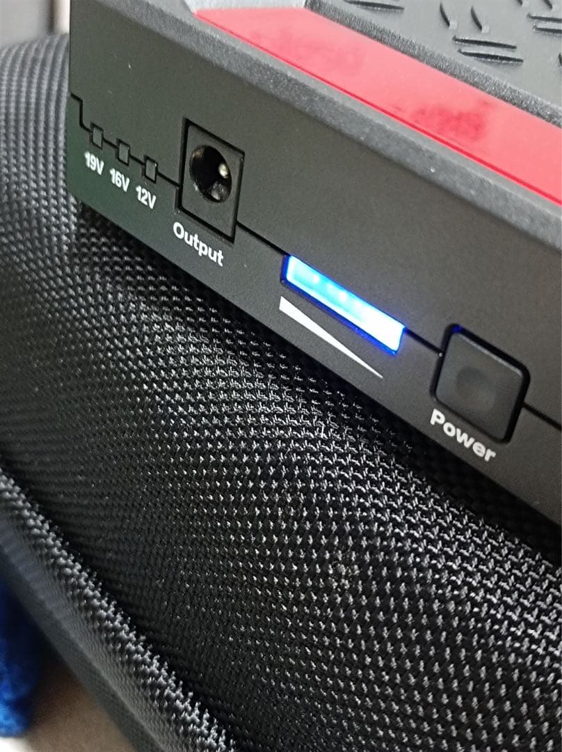 八6661【美品】DBPOWER 充電器 ジャンプスターター DJS20