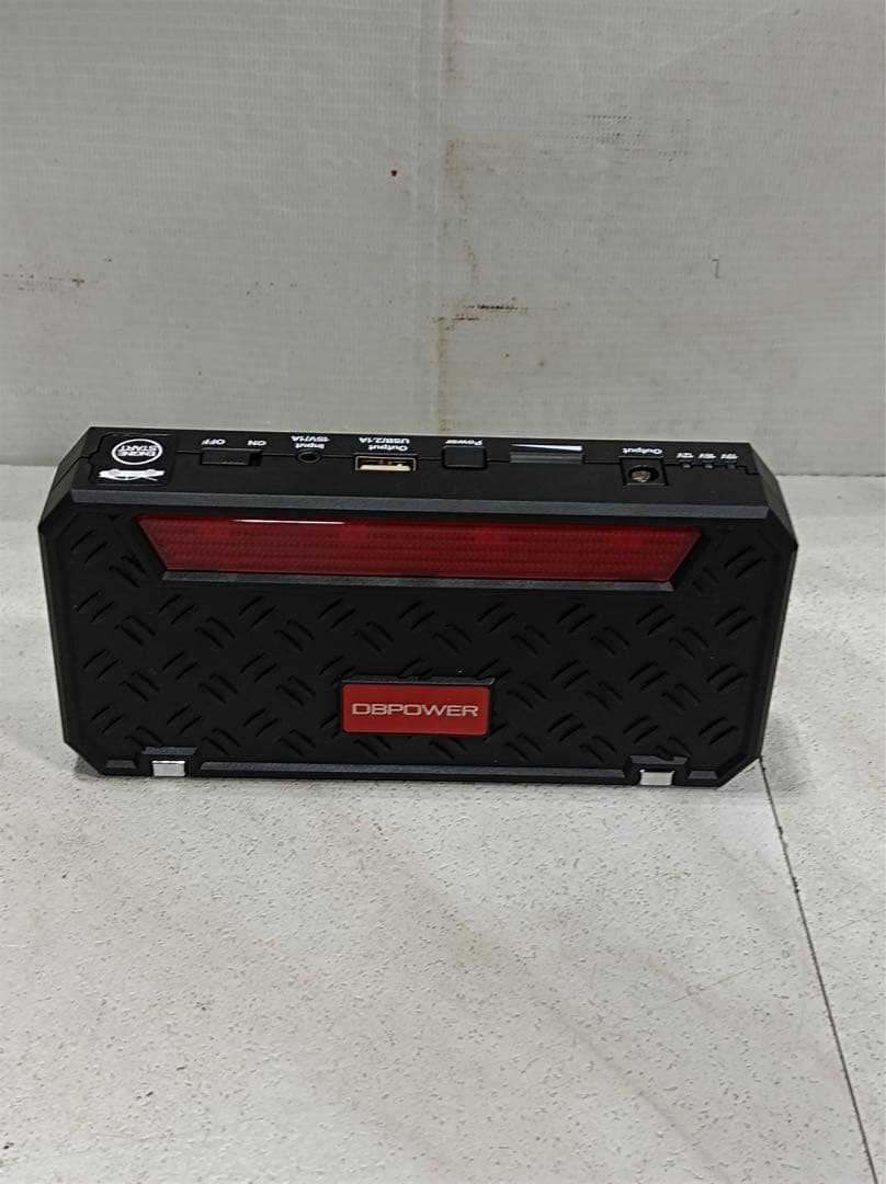八6661【美品】DBPOWER 充電器 ジャンプスターター DJS20