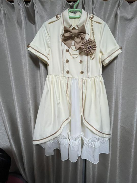 大阪公式 《即購入可》ToAlice ミリタリー風ワンピース ホワイト 大阪公式 《即購入可》ToAlice ミリタリー風ワンピース ホワイト
