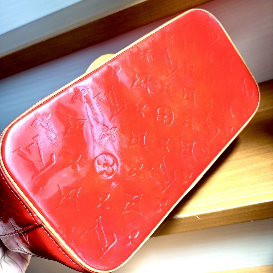 Louis Vuitton レッド トートバッグ