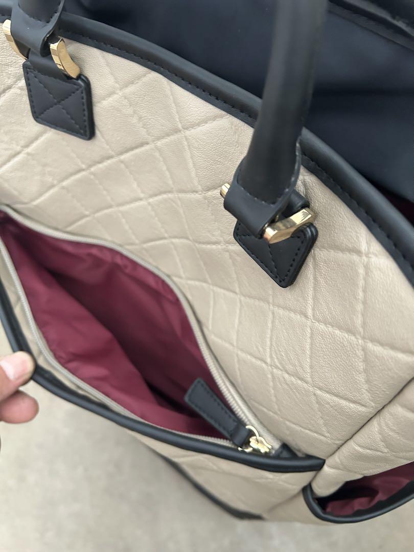 【NEW限定品】 スワニー トート型4輪ストッパー付Lサイズ キルティング調 バッグ
