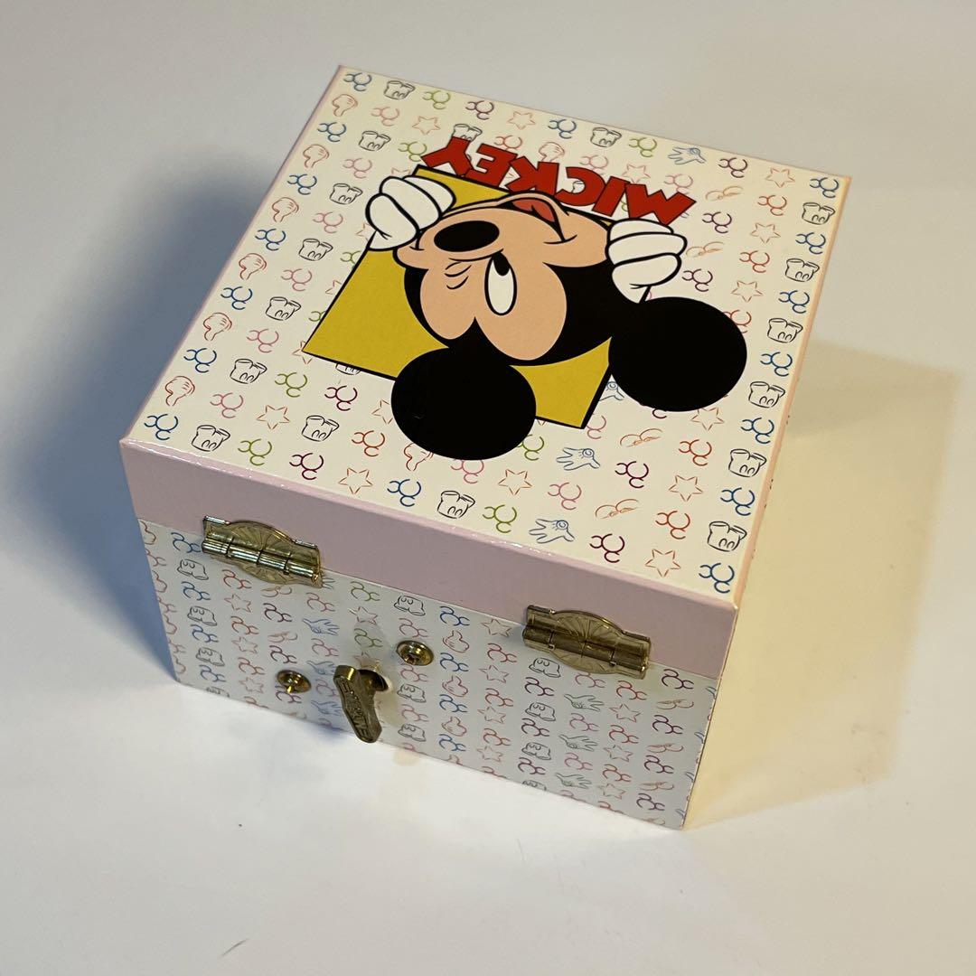 ◆ ほぼ新品 ◆ ディズニー ◇ 80周年記念 ダイヤモンド入り ◇ 時計
