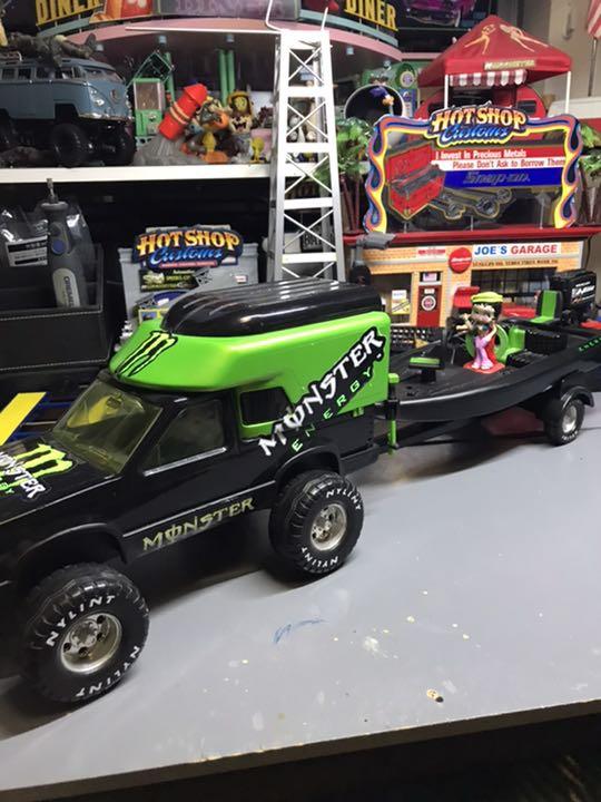 お得高品質 MONSTER TRUCK CAMPING & BASS BOAT全長64センチ 3DTW2-m68470549853 100%新品セール