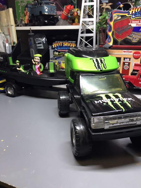 お得高品質 MONSTER TRUCK CAMPING & BASS BOAT全長64センチ 3DTW2-m68470549853 100%新品セール