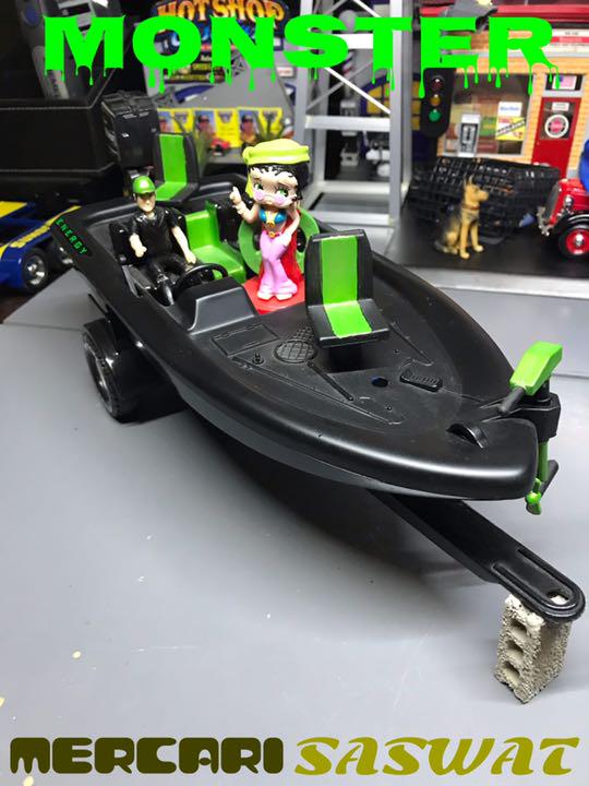 お得高品質 MONSTER TRUCK CAMPING & BASS BOAT全長64センチ 3DTW2-m68470549853 100%新品セール
