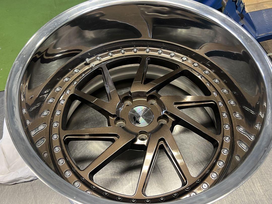レオンハルト バレストラ 19インチ 深リム