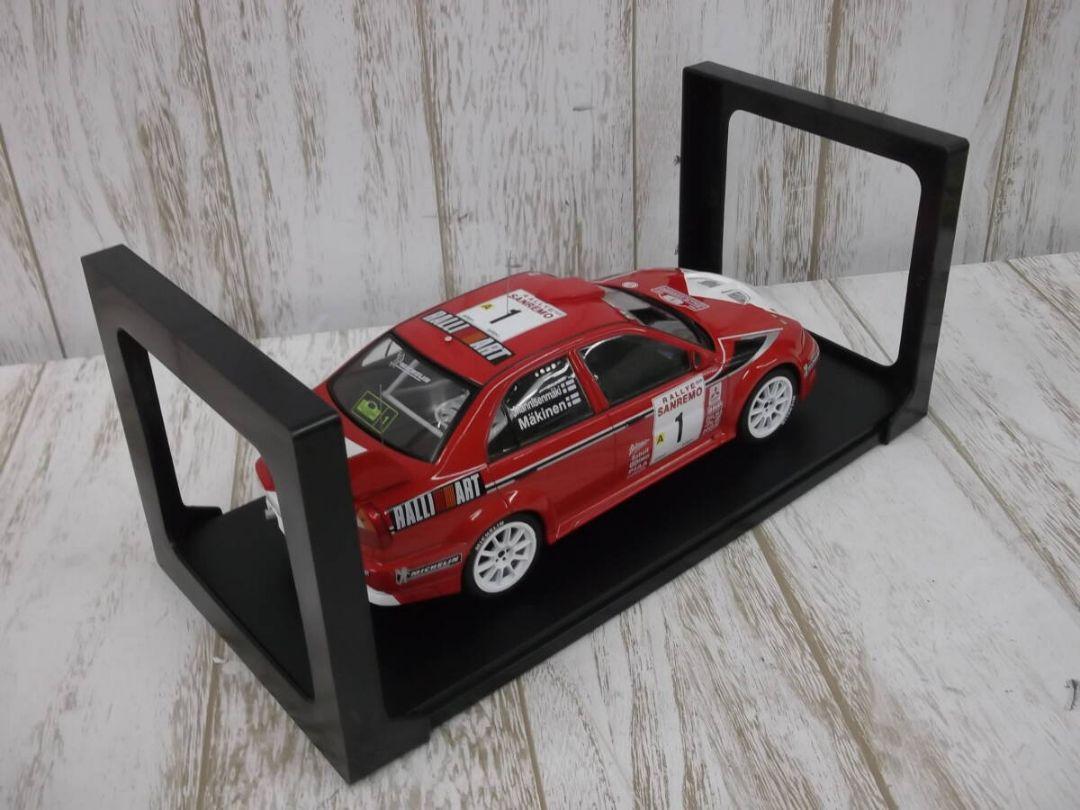IXO ラリーカー 1/18 ランサーエボリューション6