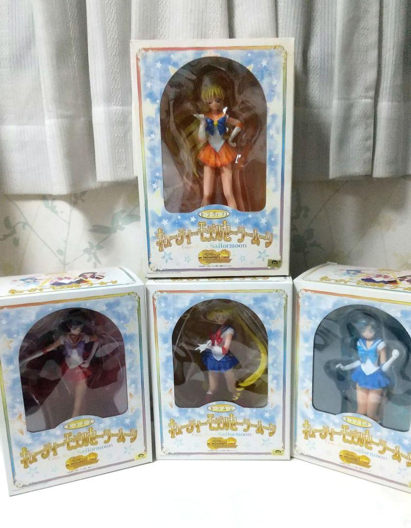 セーラームーン　キューティーモデル　フィギュア　　レア　当時もの