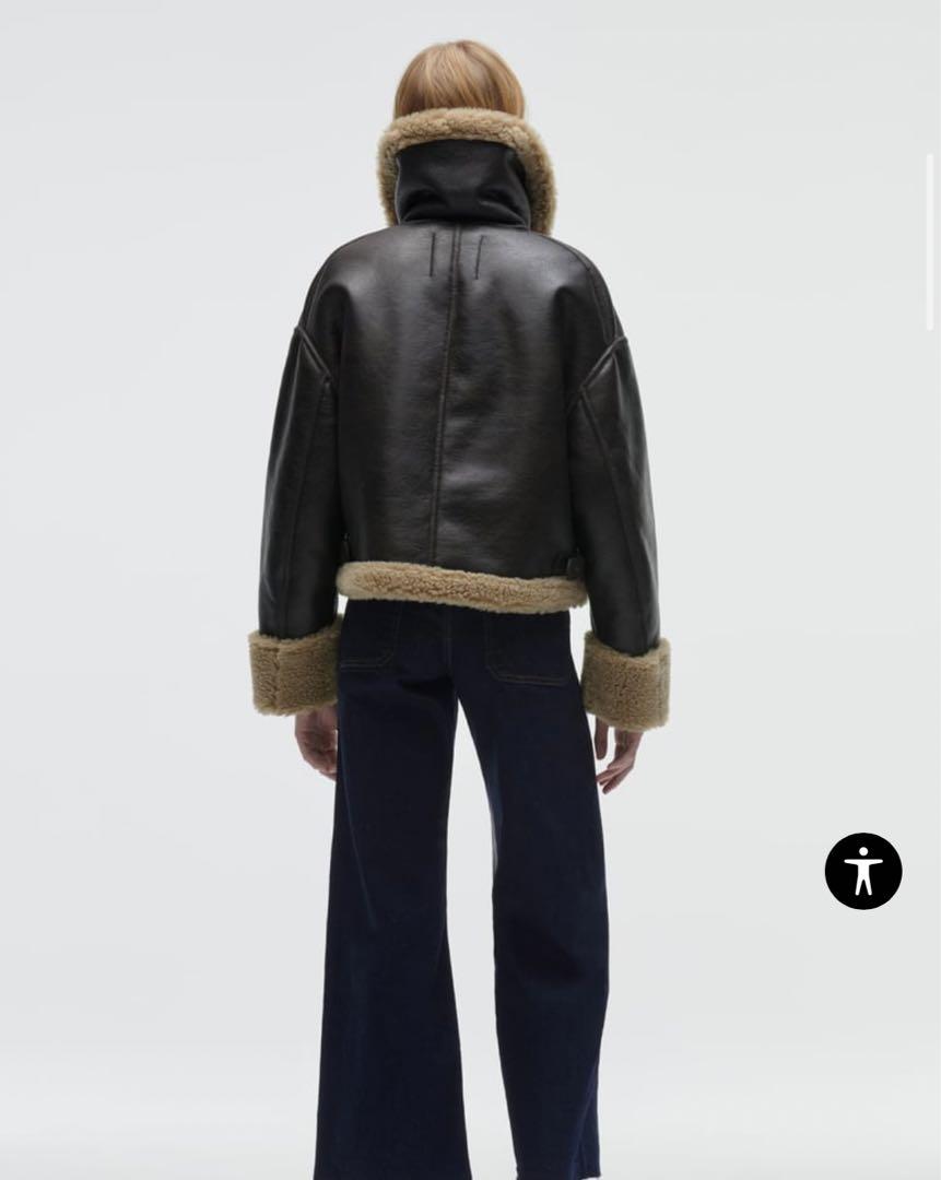 完売モデル♡ZARA ダブルフェイスショートムートンジャケット ボア 大きい ZARA - ZARA ショート丈ダブルフェイスジャケットの通販 by 11月