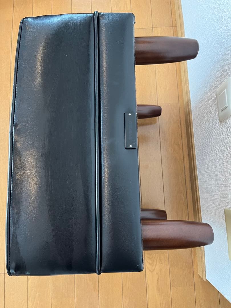 ブラックカリモク家具