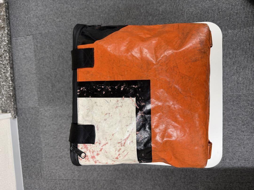 FREITAG フライターグ　RENEGADE レネゲードオレンジ