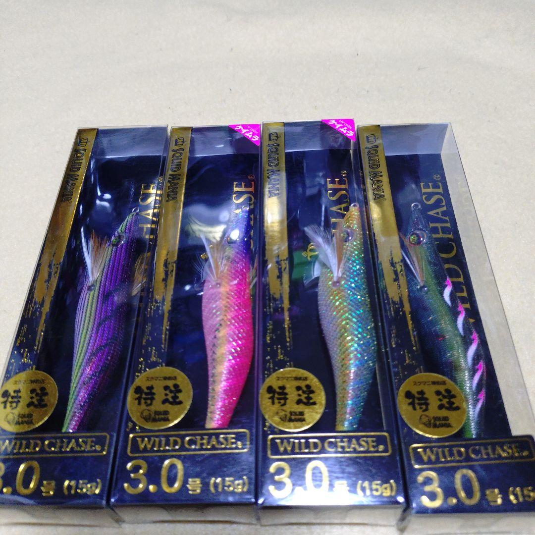 WILD CHASE エギ 3.0号 (15g) 4個セット＆エギケース