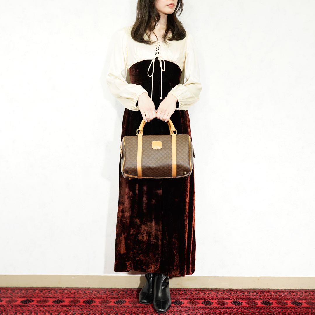 ❤ CELINE