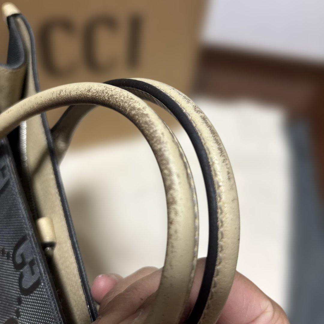 GUCCI グレー ナイロン ショルダーバッグ