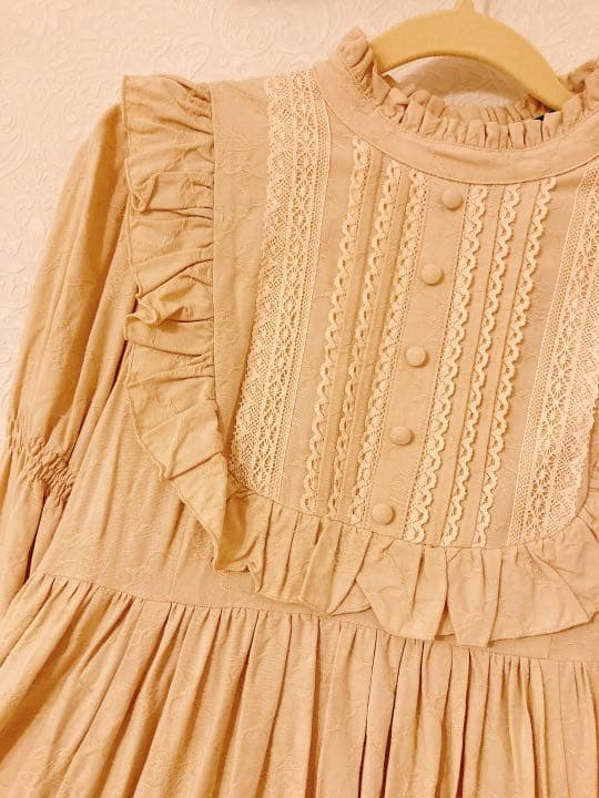 sheglit いばら姫フリルワンピース アイボリー | controlar.med.br