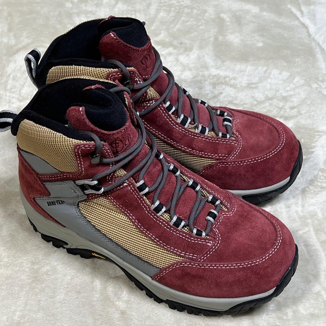 未使用級DANNER 登山靴DAYHIKER シューズ US7GORE-TEX