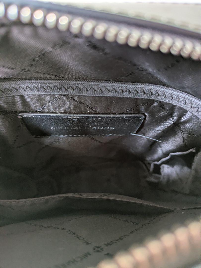 6月15日までの出品・マイケルコースショルダーバッグ