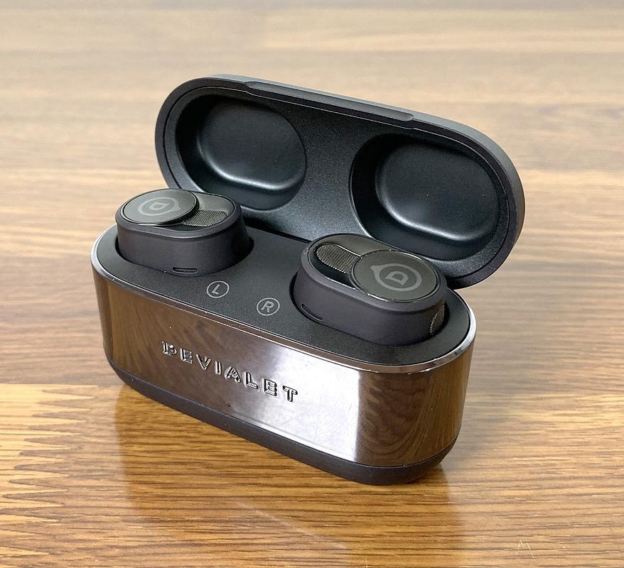Devialet Gemini II 完全ワイヤレスイヤホン