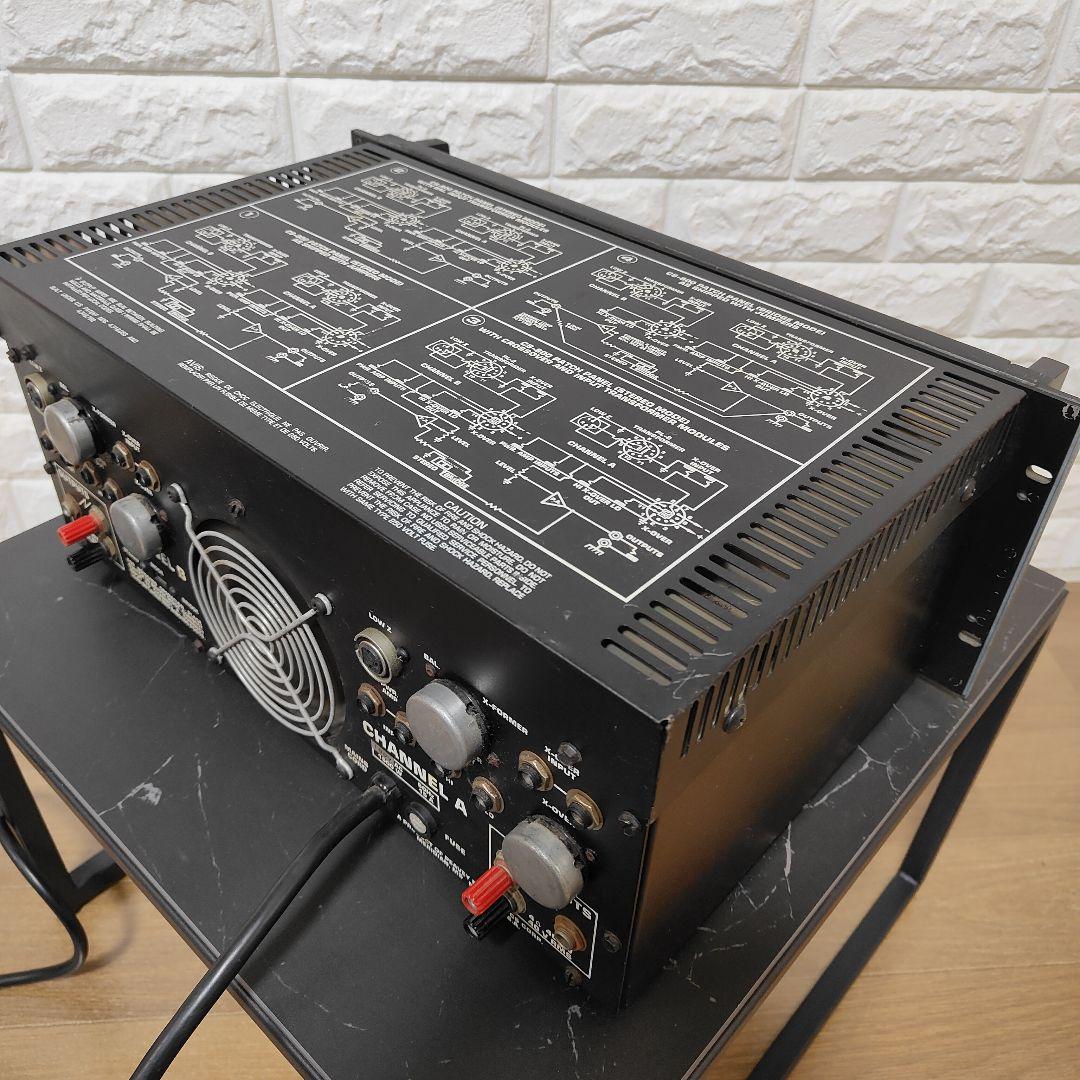 PEAVEY ピーヴィー CS-800 パワーアンプ 最大出力260W+260W