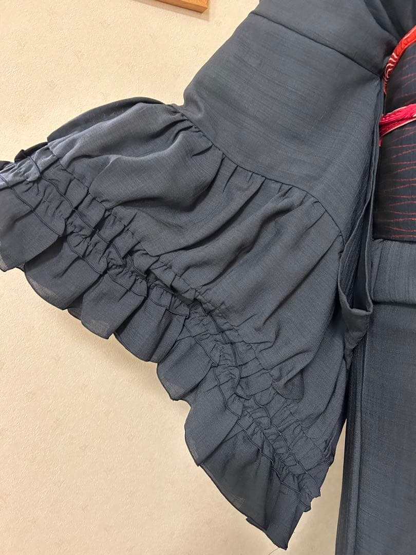 袖に可愛いフリル付　着物セット