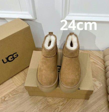 SizeUS6UGG クラシック ウルトラ ミニ プラットフォーム 24CM