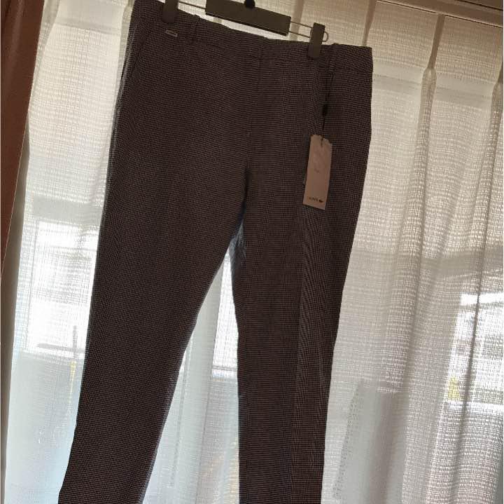 ラコステ 千鳥 新品 センタープレスパンツ