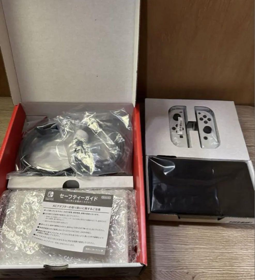 Nintendo Switch 有機ELモデル ホワイト/ブラック