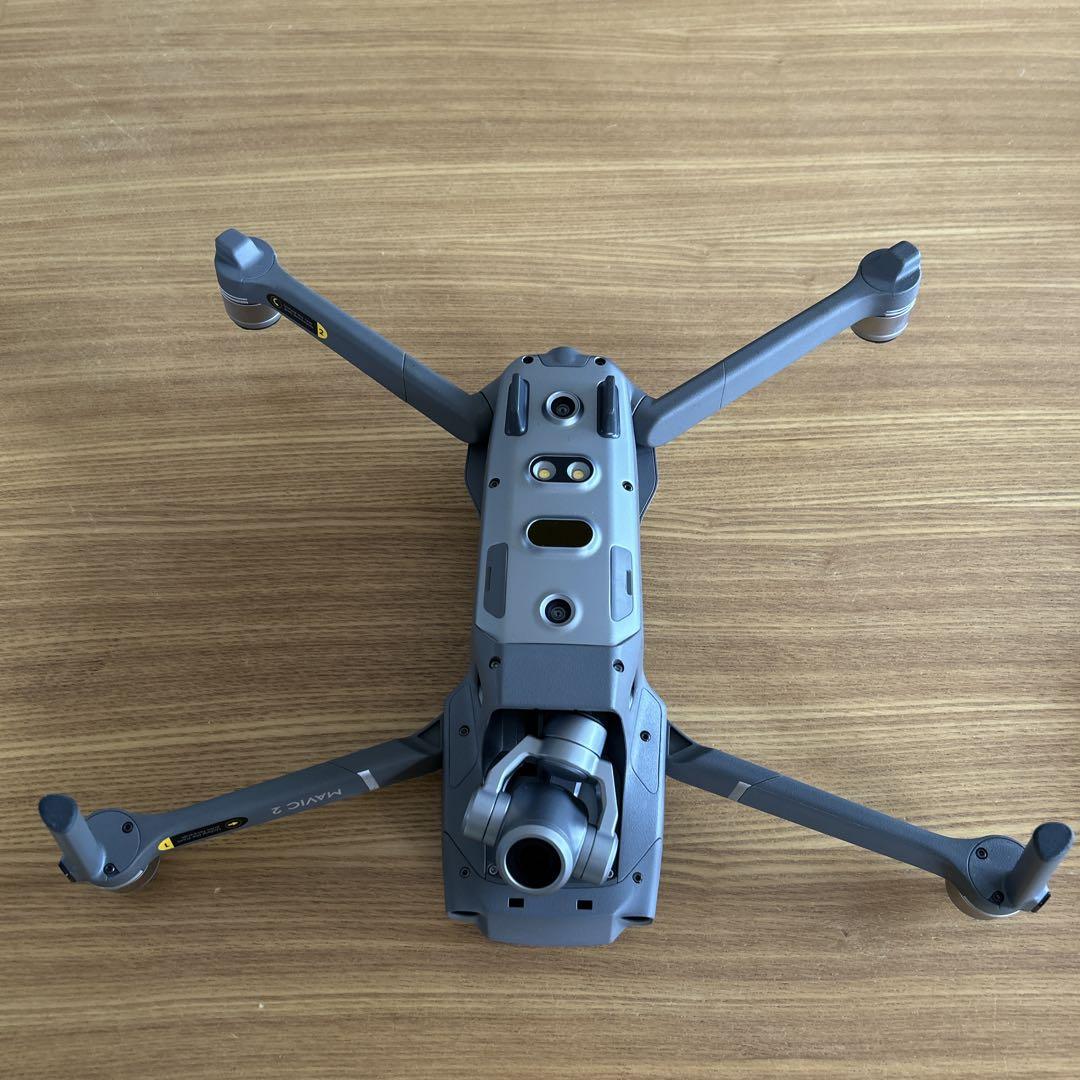 DJI
