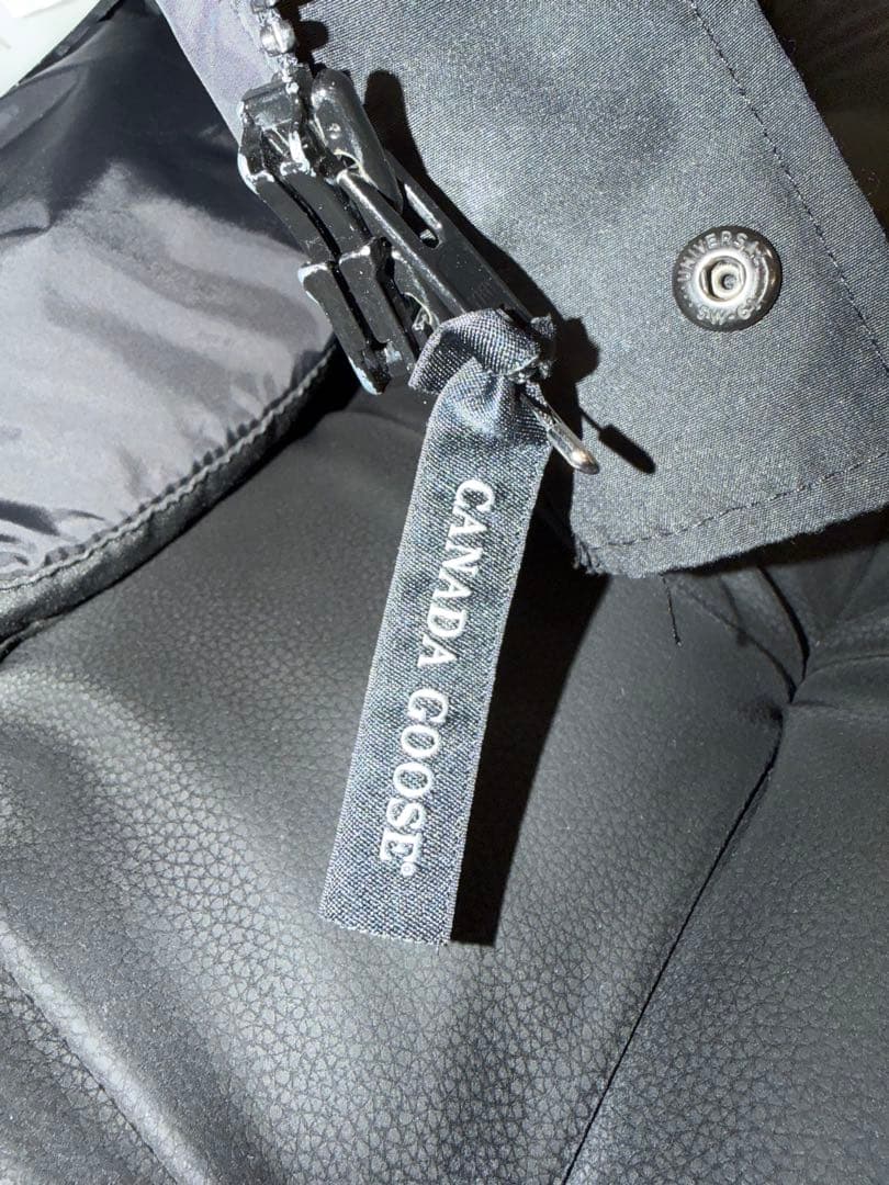 カナダグース マクミラン MacMillan Parka ブラック Lサイズ カナダグース マクミラン MacMillan Parka ブラック Lサイズ