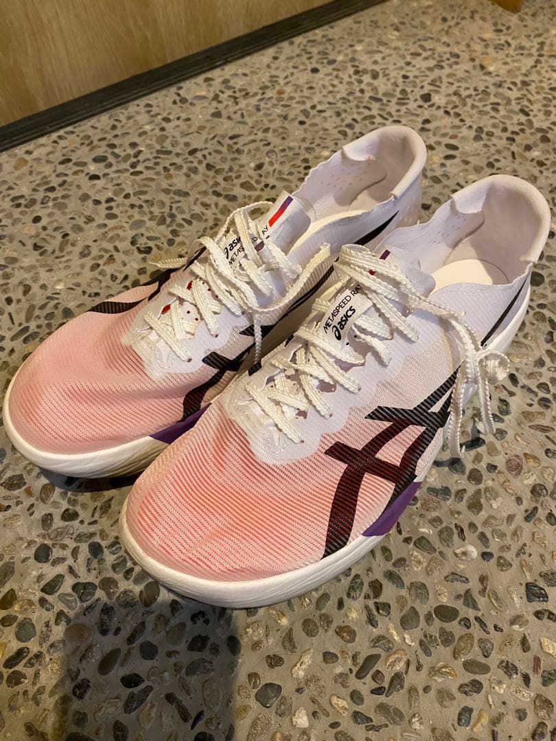 asics メタスピードレイ 27.0