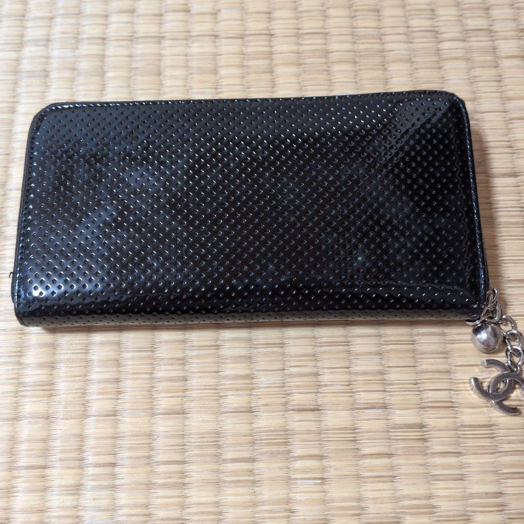 CHANEL 黒 長財布　エナメル
