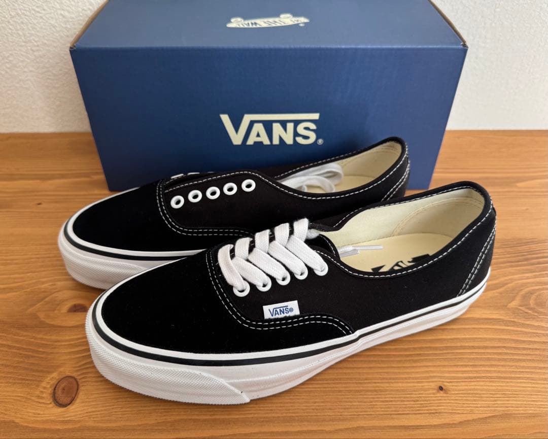 VANS PREMIUM AUTHENTIC REISSUE 44 黒26cm・VANS
