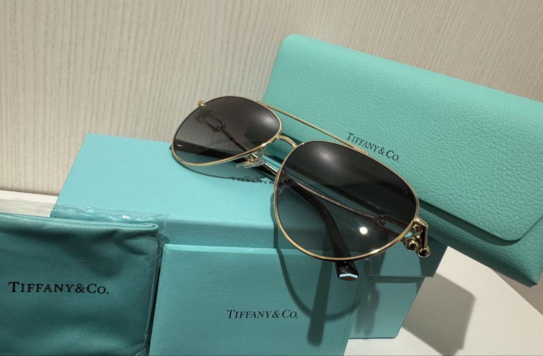 新品未使用　Tiffany & Co. アビエイター フレーム サングラス