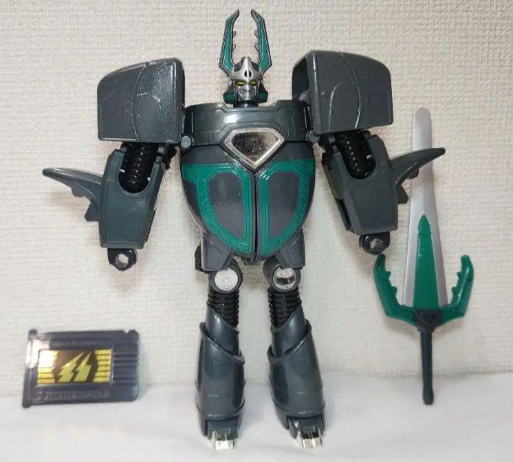 BORON (DXクワガタイタン) バンダイUSA レビュー | RoboToyDays