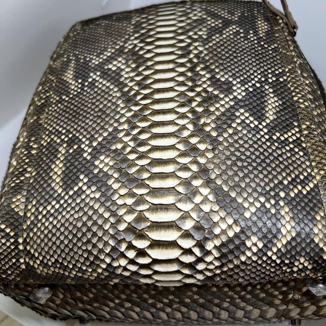 新品 蛇革パイソン ブラウン リュック