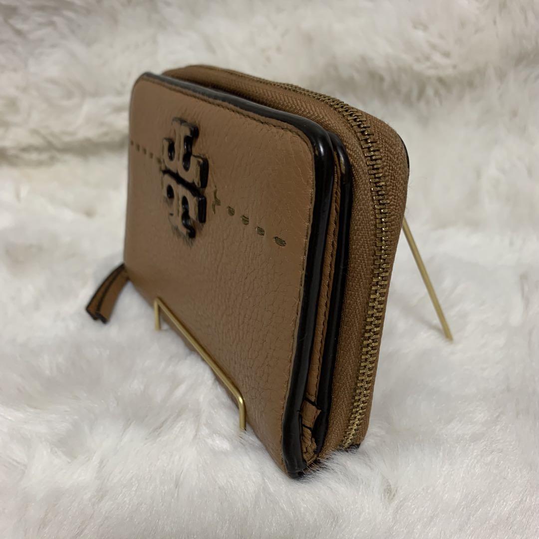 値下げ！美品　TORYBURCH トリーバーチロゴ　折り財布　ジッパータイプ