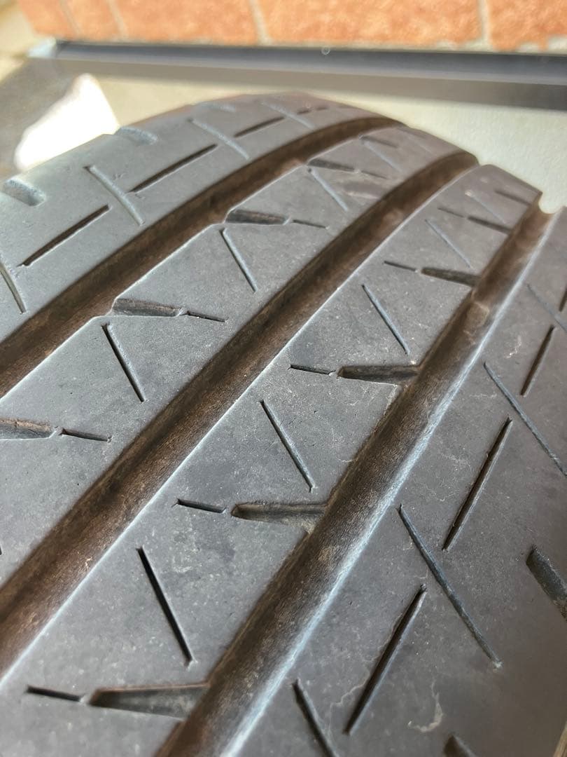 【格安】ハイエース 15インチタイヤ・ホイールセット 【格安】ハイエース 15インチタイヤ・ホイールセット